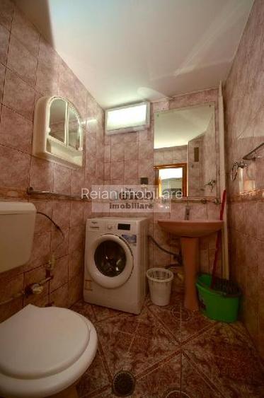 Colentina - Rau, Mcdonalds, 4 Camere 81 Mp, Et 9/11, An 1982, 2 Bai - 11