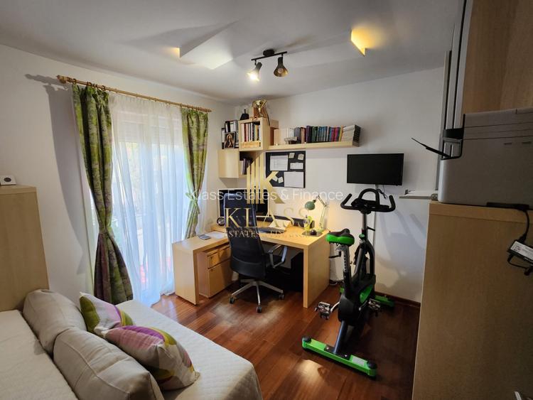 Vilă duplex P+1 în Cosmopolis | 4 parcări incluse, 3 dormitoare, curte proprie - 10