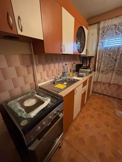 Apartament cu 3 camere de vanzare in Cugir - 6