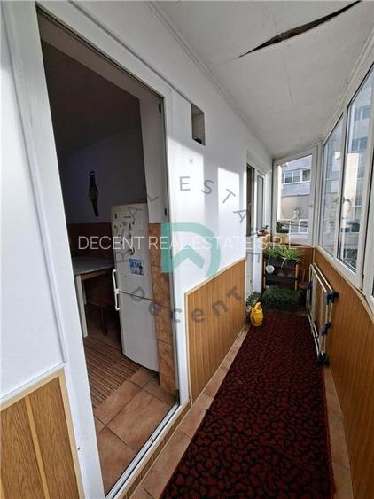 Apartament 3 camere Astra, decomandat, etaj intermediar,Calea Bucuresti - 7
