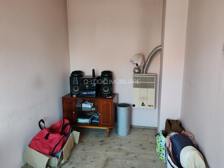 Casa 3 cmere libera la vanzare GHIMBAV - 19