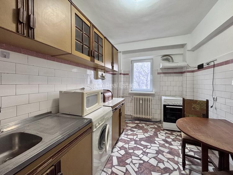 Apartament 3 camere decomandat, 2 băi, 3 balcoane – Centru Constanța - 6