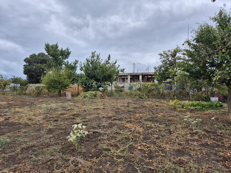 PALAZU MARE APROAPE DE LAC VILA P+1E SI TEREN 1.400 MP. IDEAL REZIDENTIAL - 15