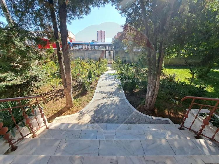 Vila de inchiriat,  potrivita birouri, zona Gara. - 27