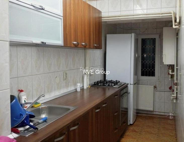 Garsoniera (1981, centrala proprie, 29 mp) - 8 min. metrou Gorjului - 4