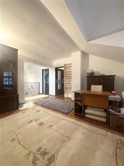 Casa Spatioasa cu Teren de 1000 mp | Poiana - 16