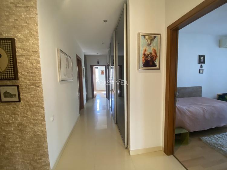 Apartament 4 camere bloc boutique si terasa de 25m - 25