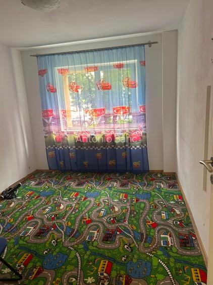 Apartament 3 camere , 2 băi în Brașov - 8