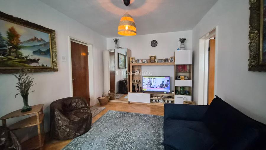 Scoala Generala nr 7 Cta /Piata Brotacei - ap 2 cam, et 4/4 (centrala gaze) - 5