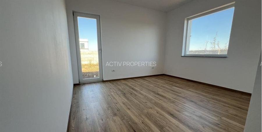 Casa parter 2025, cu 4 dormitoare, 2 bai, teren 400 mp+drum servitute 9m latime - 5