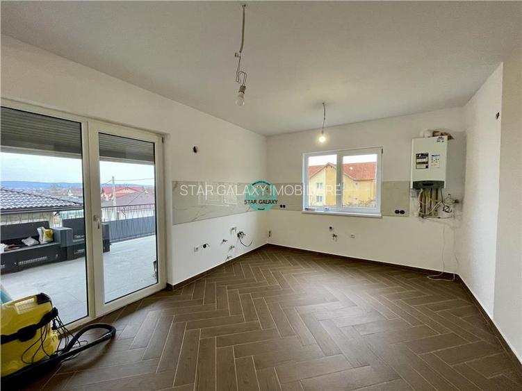 Casa cu 4 camere de vanzare tip duplex sup. 127 mp in Sancraiu de Ms - 3