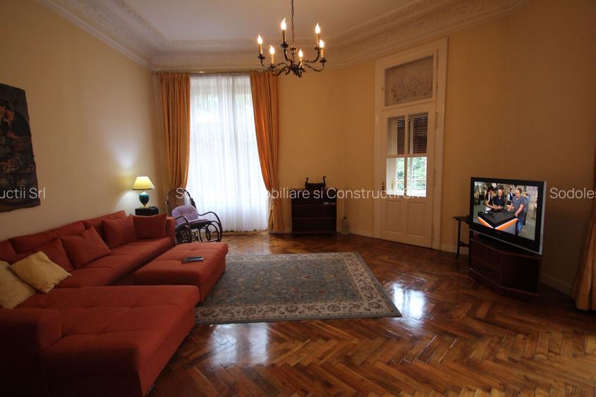 APARTAMENT DEOSEBIT IN ZONA CENTRALA - 19