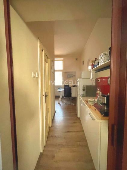 Ap 2 cam, 62 mp –ultracentral(str Aurel Lazar), lângă pietonala Oradea - 4