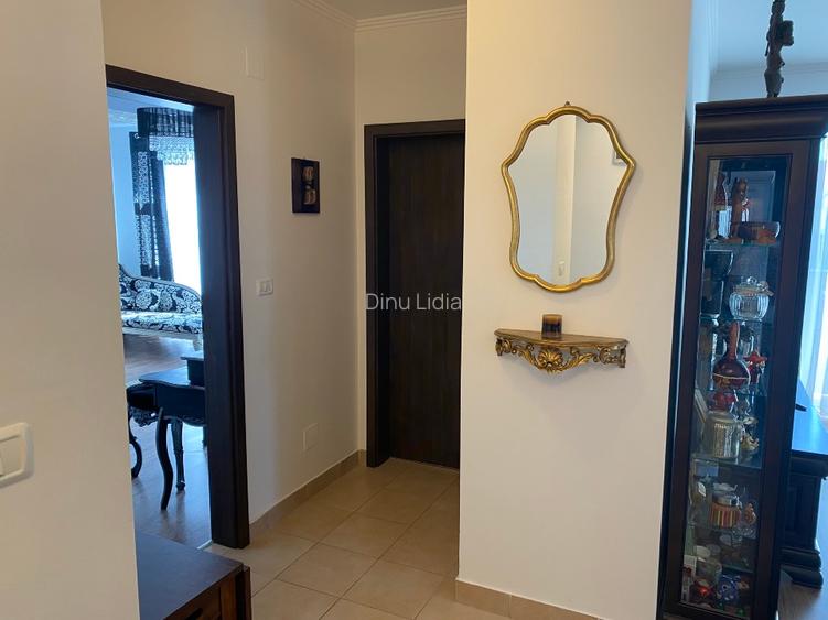 Ofer spre inchiriere apartament cu 3 camere in Timisoara  - 2