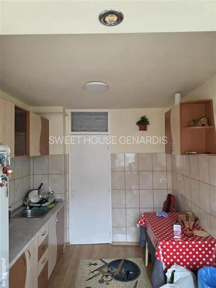 Apartament cu doua camere et 1 Tractoru - 3