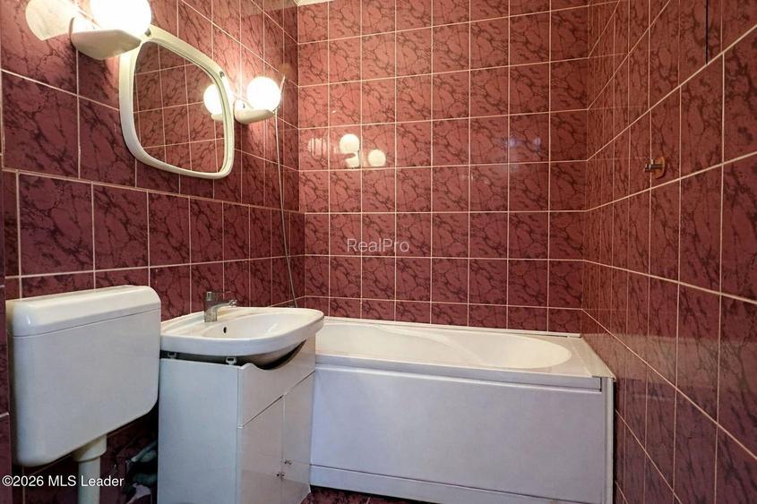 Obor langa metrou, 3 camere 77.35 mp total, anvelopat, creditabil - 8