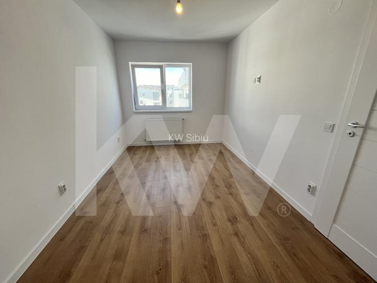 Apartament -3 camere -Intabulat - Doamna Stanca- zona mall Selimbar - 2