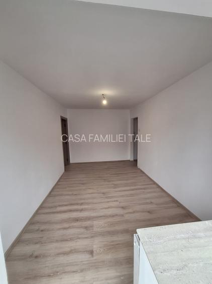 103000 euro!! 4 camere renovate .. Circumvalatiunii .. etaj 3 - 10