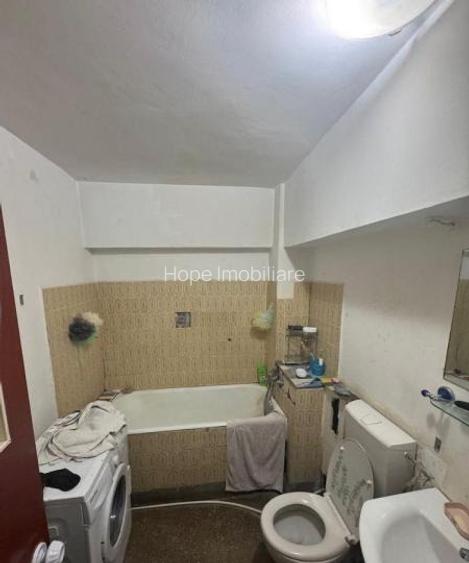 Piata Sudului-soseaua Oltenitei-4 camere - 2