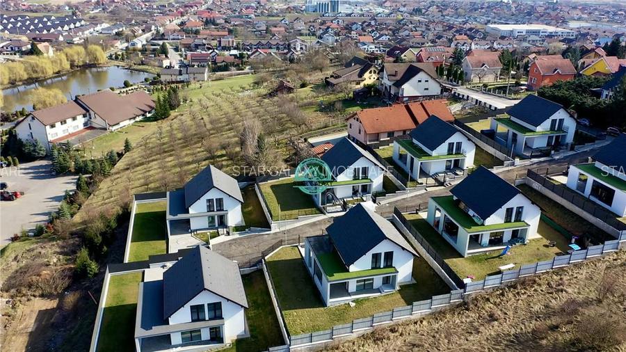 Vand casa cu 4 camere, 2 bai, suprafata utila 140 si teren 500 mp - 2