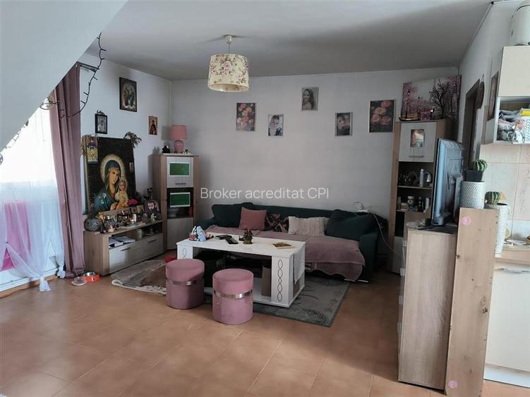 Casa de vanzare,Buturugeni, pret mic - 8
