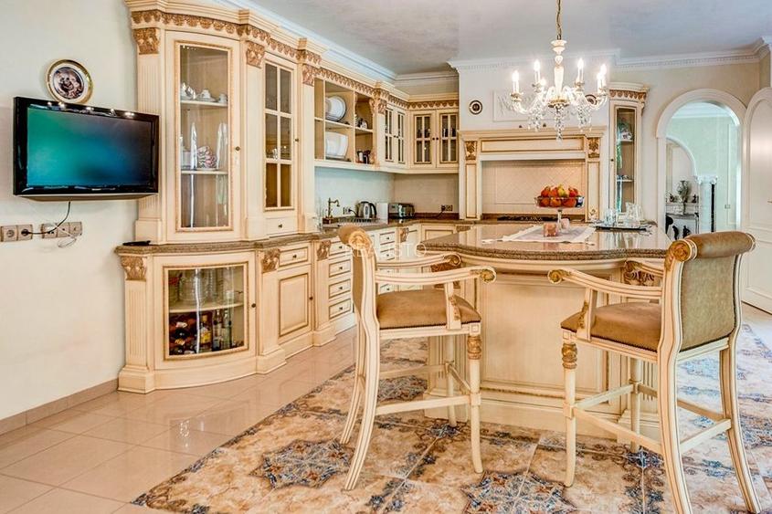 PROPRIETATE CU ENERGIE PURA |  Sanctuarul Eleganței și Rafinamentului - 9