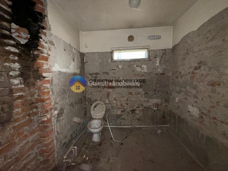 Casă + teren de vânzare Piatra Neamț – strada Stefan cel Mare - 14