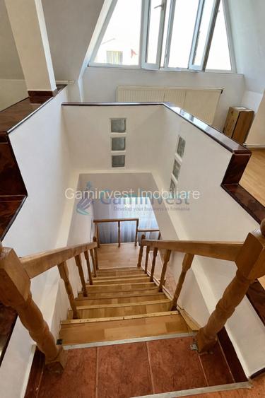 Apartament cu 3 camere de inchiriat in Oradea, zona Horea - 2