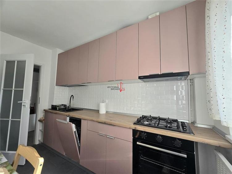 Apartament decomandat, prima închiriere, vizavi Parcul Circului- mutare ime