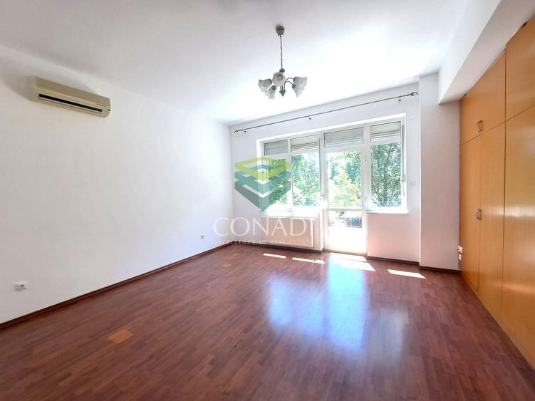 Zona Herastrau, vila cu 7 camere de inchiriat, 315 mp utili