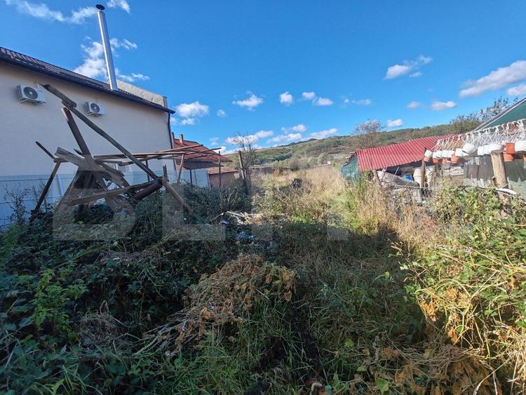 Casa +anexe de vanzare