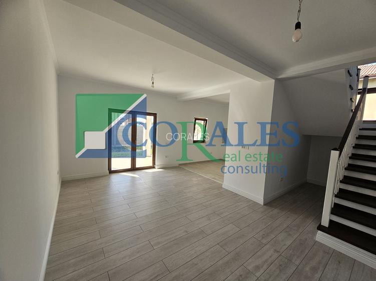 Posibilitate personalizare. Despartit prin camera tehnica - 2