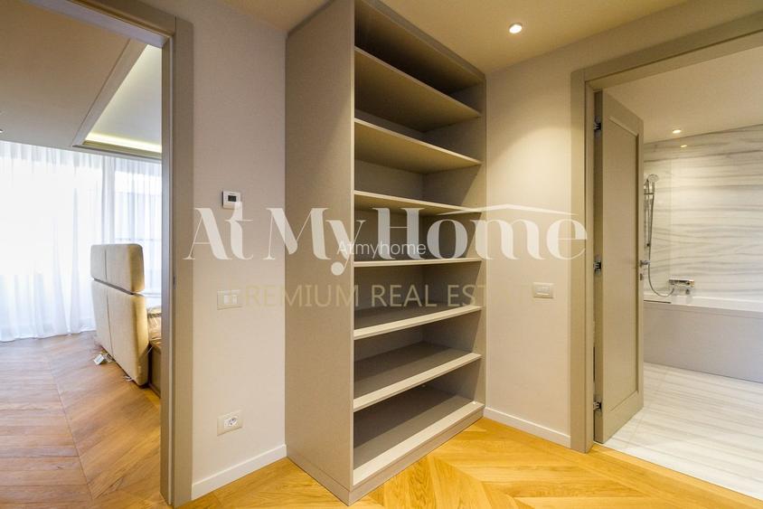 Apartament SUPERB, spatios cu 4 camere, finisaje lux, renovat si mobilat complet - 14