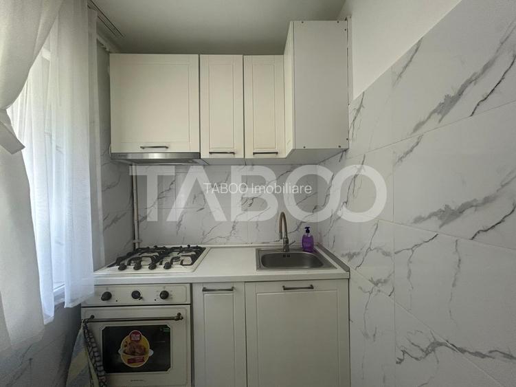 Garsoniera decomandata la parter inalt utilata si mobilata de vanzare - 3