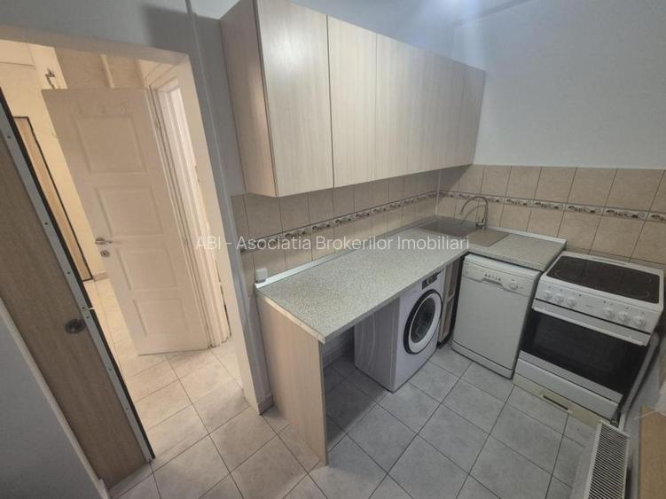 Piata Romana | 1 min metrou | doua camere | centrala bloc - 10