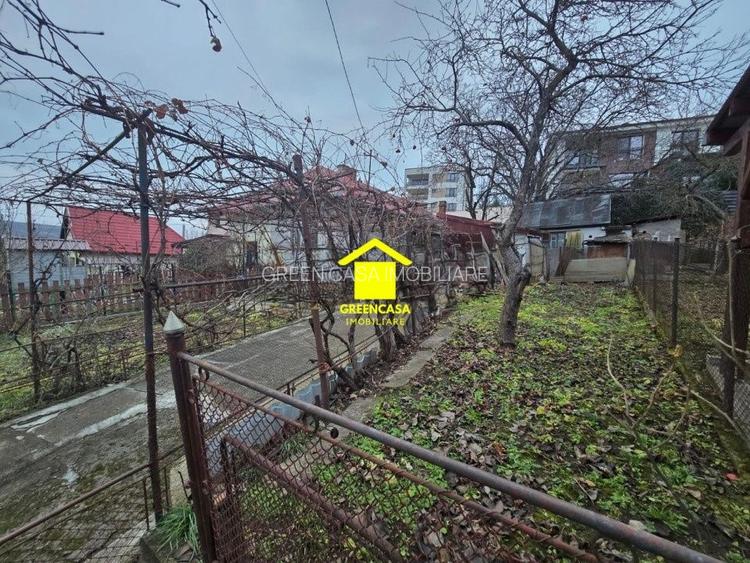 Casa de vanzare cu 2 camere si curte generoasa in zona Gruia - 3