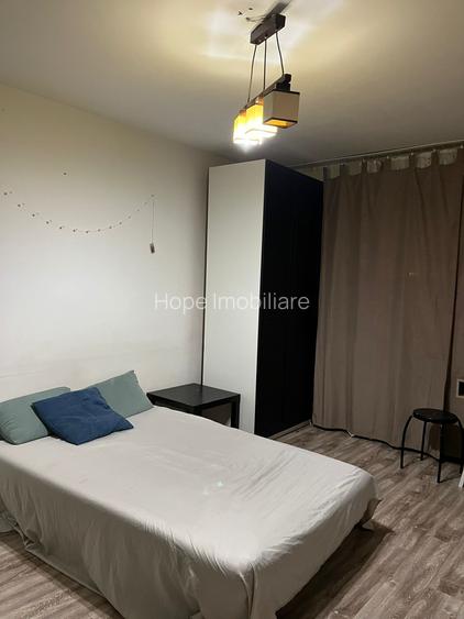 1 Decembrie-Radu Gheorghe-Apartament 4 camere cu centrala termica - 4