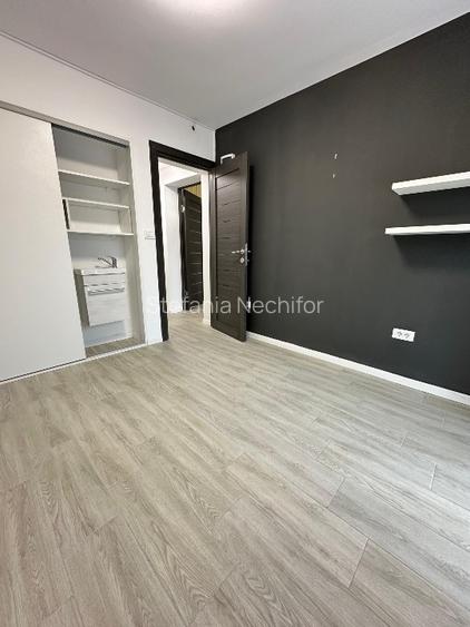 PF! Comision ZERO! Spațiu comercial Podu Roș-Salubris, LOC PARCARE  - 4