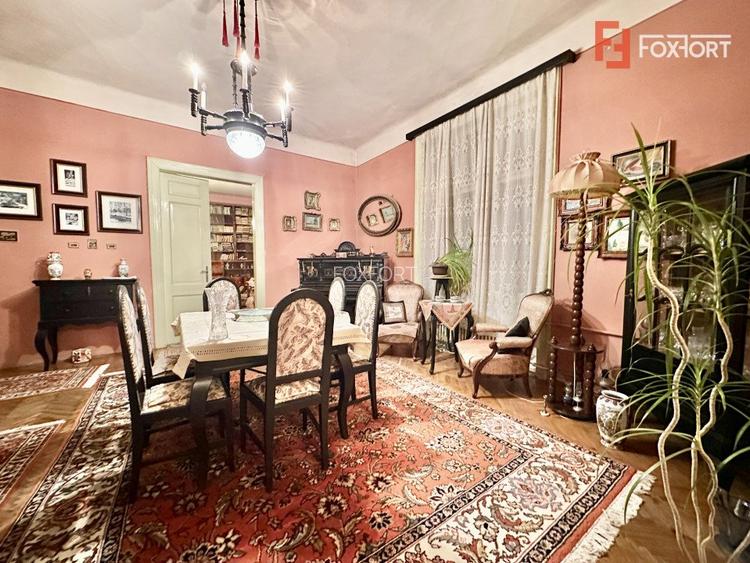 COMISION 0% Apartament cu 4 camere in cladire istorica - Piata Maria - 11