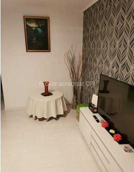 De vanzare apartament doua camere Metrou Romana - 4