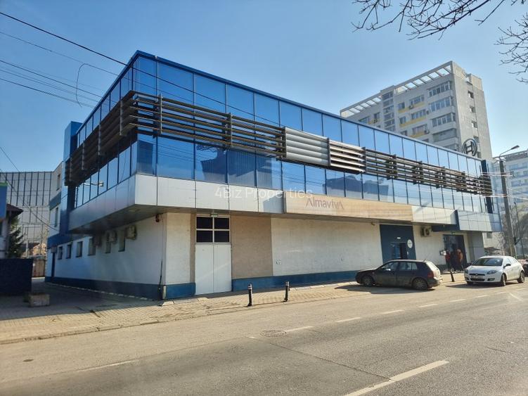Clădire mixtă în zonă centrală – ideală pentru multiple activități, COMISION 0% - 9