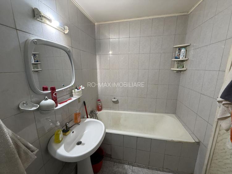 Apartament 2 camere 53,5 mp etaj 6 strada Moinesti- drumul taberei - 7