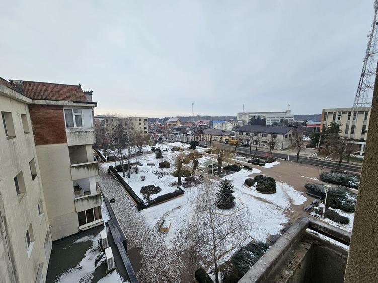 Apartament 3 camere, Ultracentral, Costesti - 6