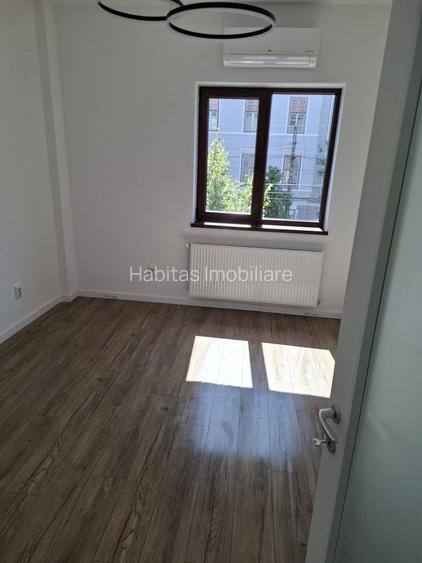 2 camere, renovat recent, cu garaj, 59 mp, zona Teatru National - 3