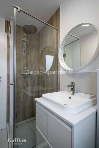 Studio splendid cu terasa generoasa | Proaspat Renovat | N.Balcescu - 12