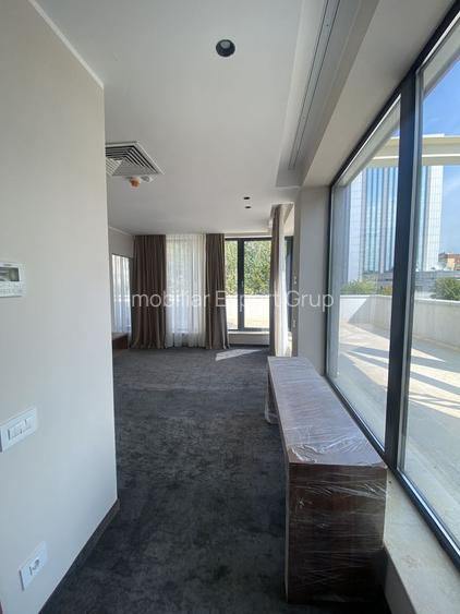 Universitate, imobil S+P+3 - 15