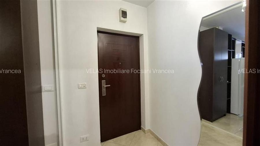 Garsoniera et 2, mobilata si utilata, zona centru Focsani - 7