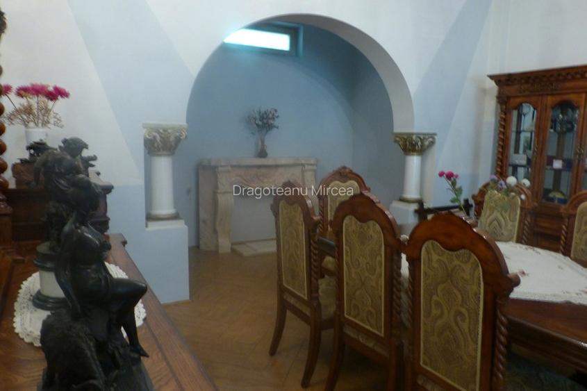 Vila splendida cu 500 mp utili de vanzare in Cluj centru, pe teren de 1645 mp - 9