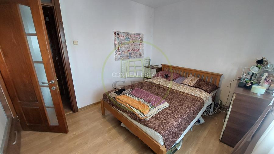 Apartament 3 camere, semidecomandat, Rovine zona Borcanul cu miere - 2