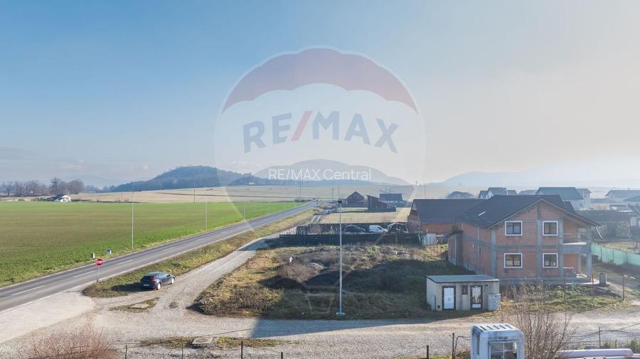 Teren intravilan cu dublu front stradal I Poiana Craitelor I Bod - 3